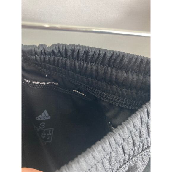 Adidas Climalite Mesh Detail Athletic Shorts Size Small - Picture 3 of 6